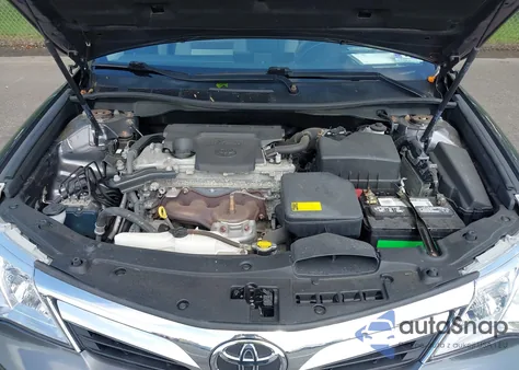 2013 Toyota Camry Le z USA, uszkodzony, nr VIN 4T4BF1FK6DR331428